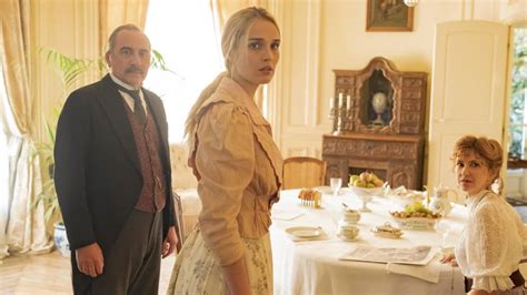 With audrey fleurot, julie de bona, camille lou, gilbert melki. Le Bazar de la charité " : TF1 et Netflix partenaires