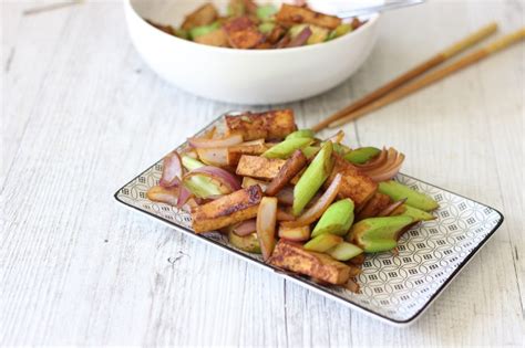 Easy Vegan Ginger Tofu Stir Fry Meatless Monday Using Supermarket