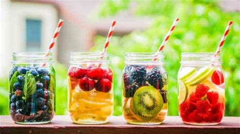 Eating healthy foods is one of the best things you can do for your heart. 8 Healthy Homemade Energy Drinks - RDX Sports