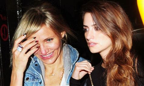 Penelope Cruz And Cameron Diaz Hit The Town Daily Mail Online