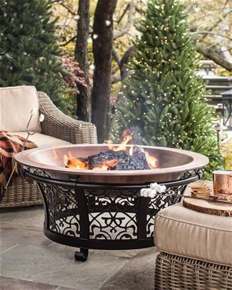 40 Beautiful Fire Pit Ideas To Warm Up Your Outdoor Living