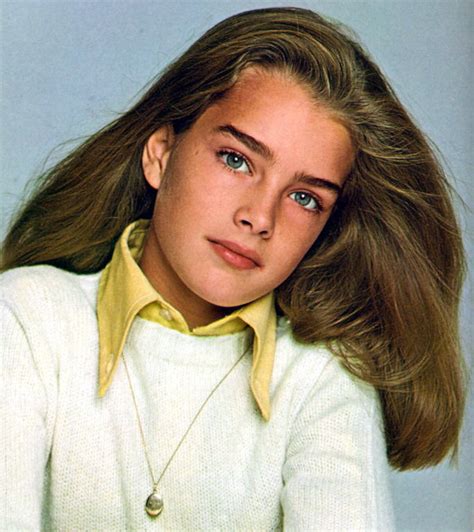 A N D R E A Brooke Shields