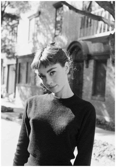 Photo Mark Shaw Portrait Of Audrey Hepburn Los Angeles 1953 Audrey