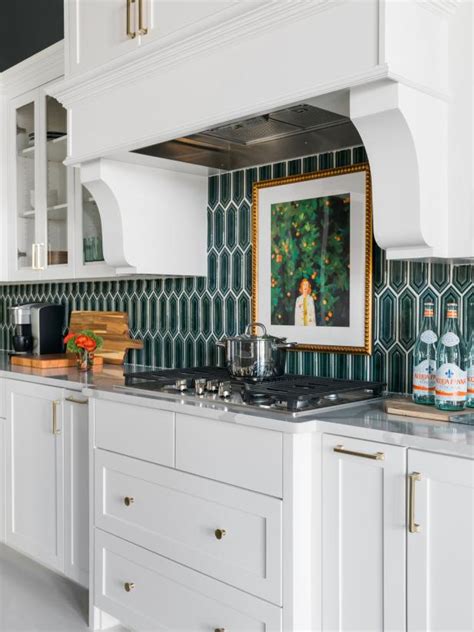 The kitchen's center island includes a bar sink and saddle stools. Pictures of the HGTV Smart Home 2019 Front Yard | HGTV ...