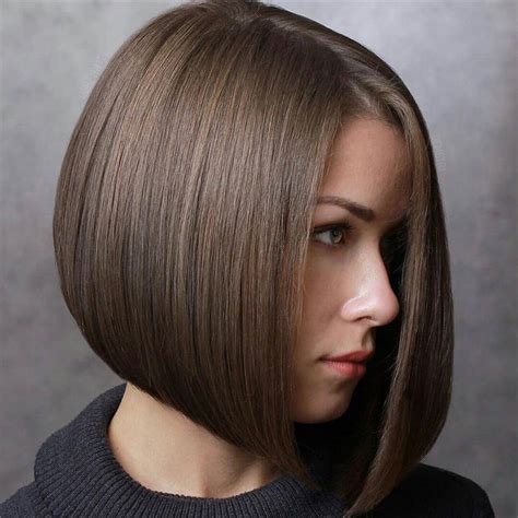 50 Inverted Bob Haircuts Women Are Asking For In 2021