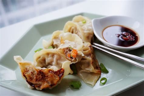 Chinese Pan Fried Dumplings Qiu Qiu Food Simple Recipes