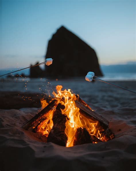 Cannon Beach Bonfire And Haystack Rock Explorest