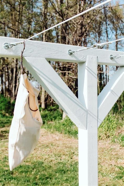 Diy Old Fashioned Clothesline Tutorial Two Paws Farmhouse Clothes