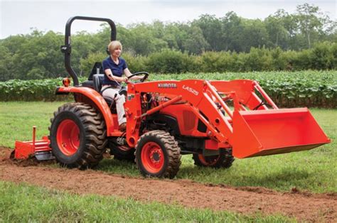 Kubota Tractors — 2016 Spec Guide Compact Equipment