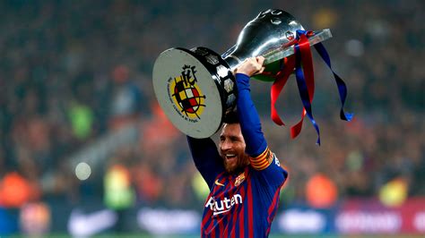 6 Kỷ Lục Phi Thường đang Chờ Messi Phá Vỡ Năm 2021 Cầu Thủ Giành