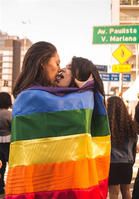 understanding lesbian identity what does it mean to be lesbian