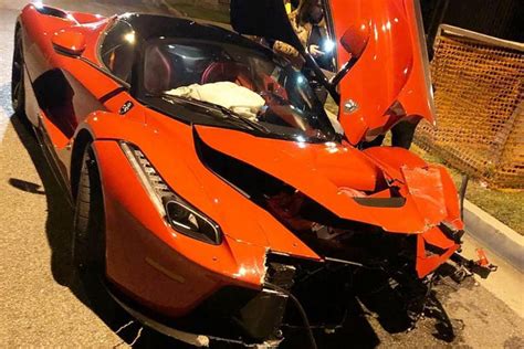 Ferrari Laferrari Badly Damaged In Beverly Hills Crash Carbuzz