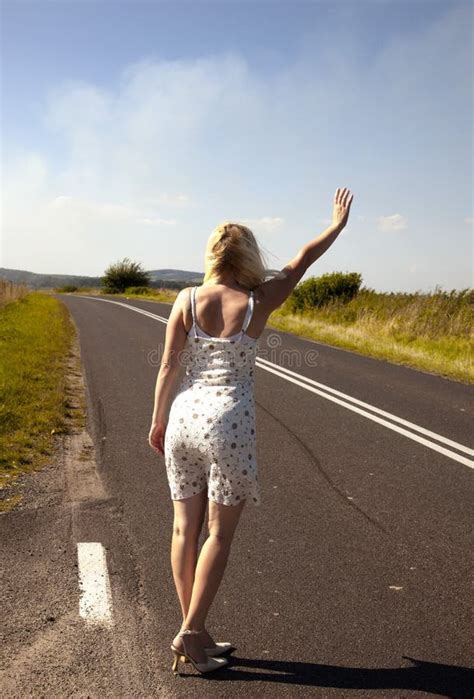 Auto Stoppeur Sexy Image Stock Image Du Expressway Hitchhike 15782377