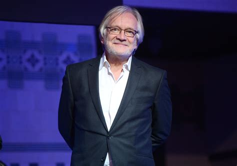 With krzysztof stroinski, marcin kowalczyk, michalina olszanska, piotr glowacki. Andrzej Seweryn w "Uchu prezesa"! Wiemy, kogo zagra - WP ...