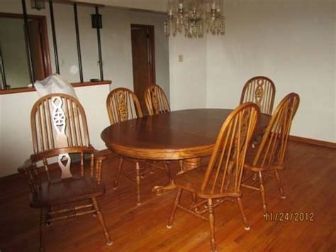 91.4cm x 152.4cm chairs width: Oak Dining Room Table with 6 chairs for Sale in Pittsburgh ...