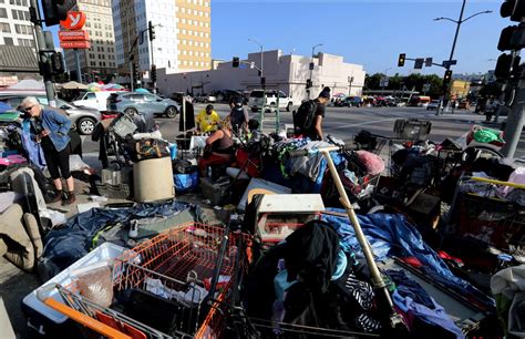 Mobile Phones Give Deeper Look Into Living Homeless In La Los