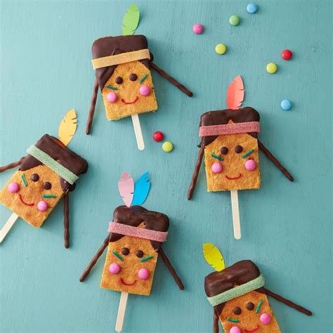 Mit schokolinsen lassen sich bunte farbtupfer setzen, gehäckselte haselnüsse im teig sorgen für mehr biss. DIY Rezept Idee für die Indianerparty: Aus Kuchen werden ...