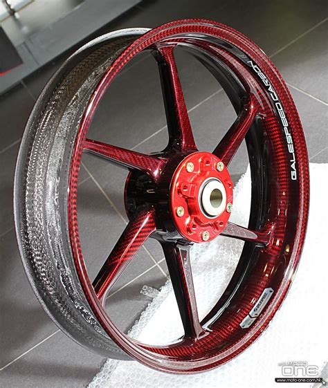 Galespeed alu schmiederäder repräsentieren die spitze. GALESPEED CARBON 碳纖維輪框│醉紅逸品