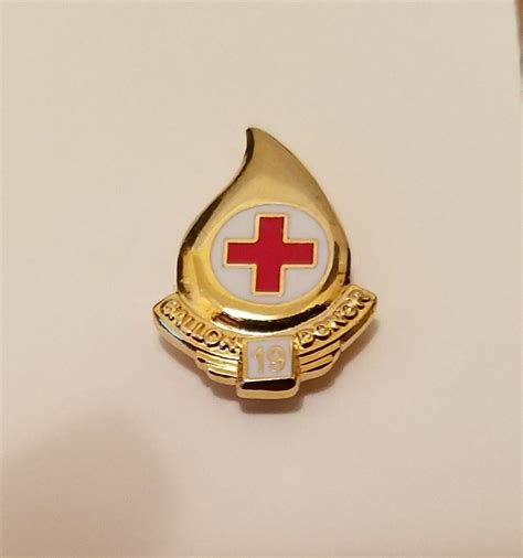 Red Cross Blood Donor 19 Gallon Pin New Ebay