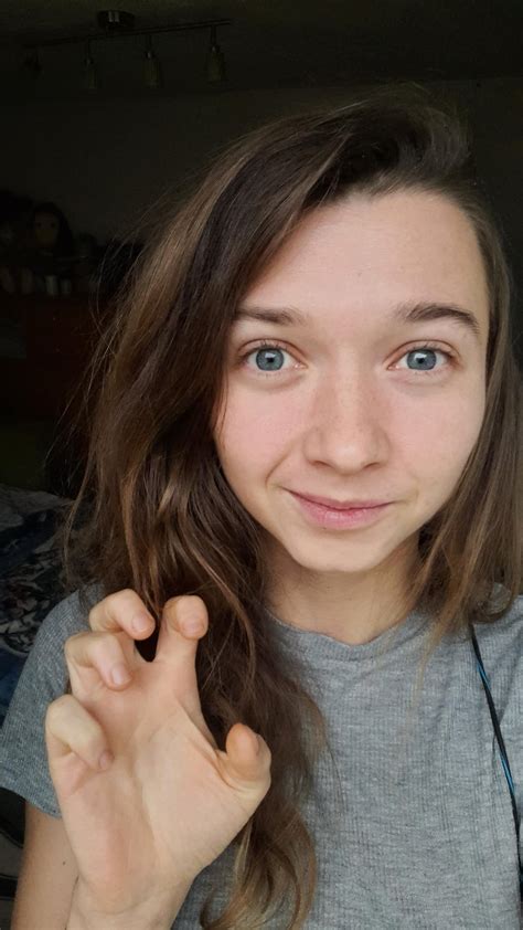 Would you like to have a beer with me? : r/FreckledGirls