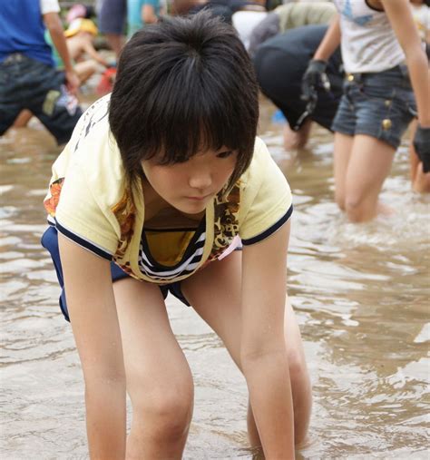 小学生女子ハミパン投稿画像and貧乳二次元 Free Hot Nude Porn Pic Gallery