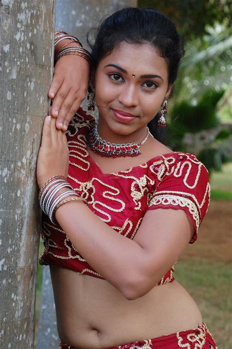 Thenmozhi Thanjavur Tamil Movie Photos Stills Photo 143866