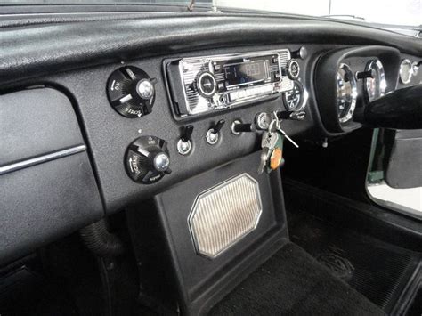 Classic Car Radio Repairs - Vintage Car Radio