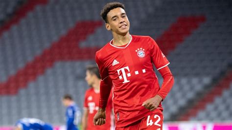 Join the discussion or compare with others! FC Bayern News: Jamal Musiala macht auf sich aufmerksam ...