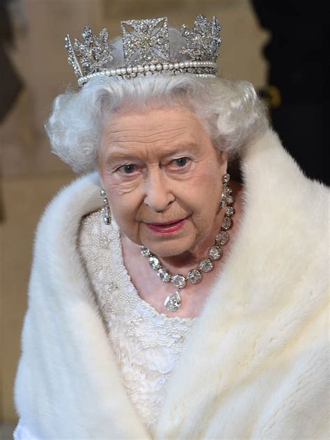 Queen Elizabeth Ii Picture Image Abyss