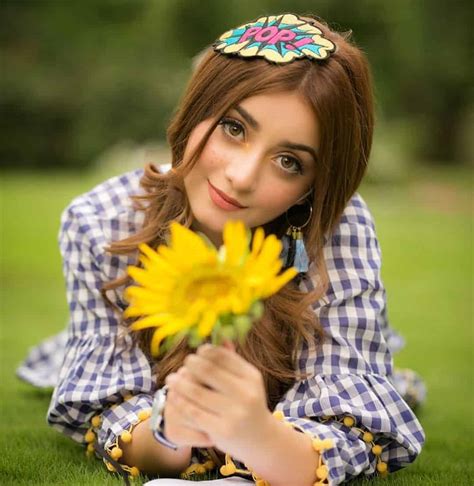 Beautiful Photo Shoot Of Cute And Gorgeous Actress Alizeh Shah Reviewitpk