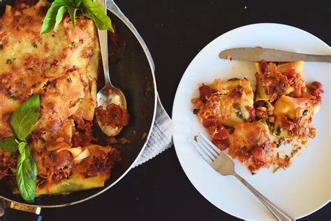 Skillet Spinach Ricotta Lasagne Roll Ups Life Is Oh So Dandy
