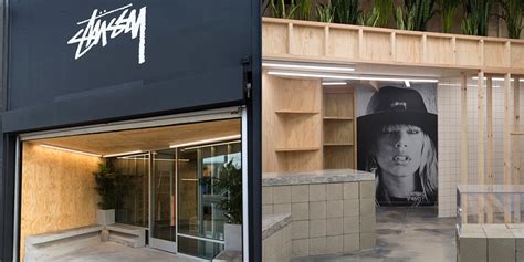 StÜssy が本拠地ロサンゼルスにオープンした新店舗の店内をのぞいてみよう Hypebeastjp