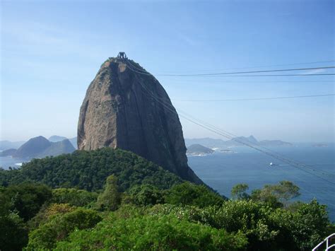 Pão De Açúcar In Rio De Janeiro Natural Landmarks Landmarks Mountains
