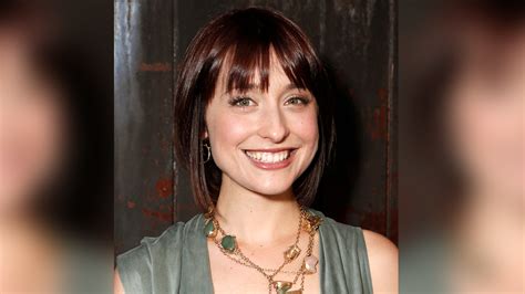 Smallville Actress Allison Mack Accused Of Sex Trafficking For Cult Like Group Granted Bail