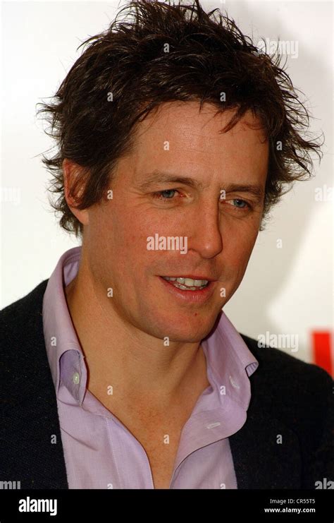 Hugh Grant Portrait Hi Res Stock Photography And Images Alamy