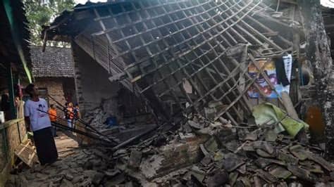 Gempa bumi banten 2019 adalah sebuah gempa dengan magnitudo 6,9 yang melanda indonesia pada tanggal 2 agustus 2019, pukul 19.05 wib di samudera hindia. Berita Gempa Bumi Terkini Di Banten - Gue Viral