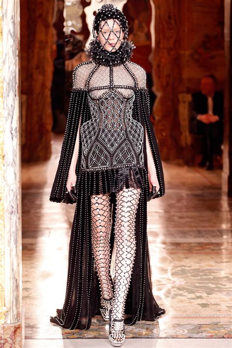 My Beadialogy Alexander Mcqueen Fall 2013 Rtw Intro And The