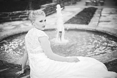 heidi was an absolutely stunning bride ashley crawford photography mercerarboretum