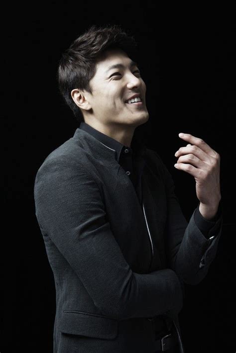 Artist chungkang college of cultural industries lee jaeyun. Korean actor Lee Jae-yoon poses for a photo shoot with ...