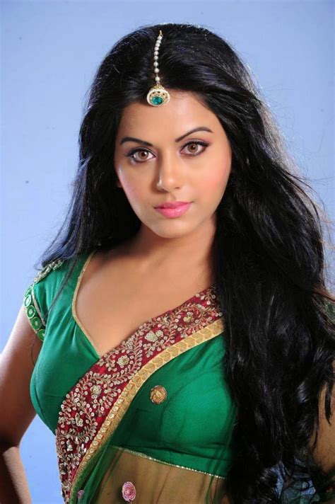 Additional results for hot images telugu heroine: Latest Rachana mourya telugu actress Hot photos 2015 | Blugaa.com