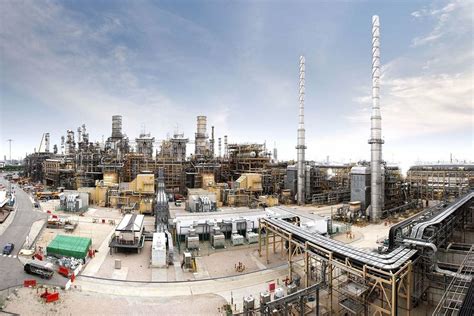 ‘foreign Investors Still Interested In Irans Petchem Industry