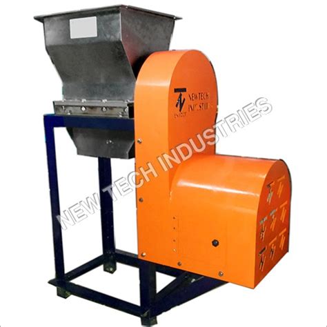 Compact Structure Coconut Pieces Dryer At Best Price In Mangaluru New Tech Industries