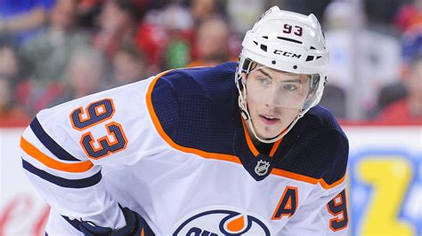 Preparing for a wedding is stressful enough, can ryan and gabe's relationship handle meddling from bettman and the media? Ryan Nugent-Hopkins, de Oilers: "Un poco difícil de ...