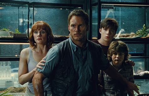 Review Jurassic World Starring Chris Pratt Bryce Dallas Howard Nick Robinson And Ty Simpkins