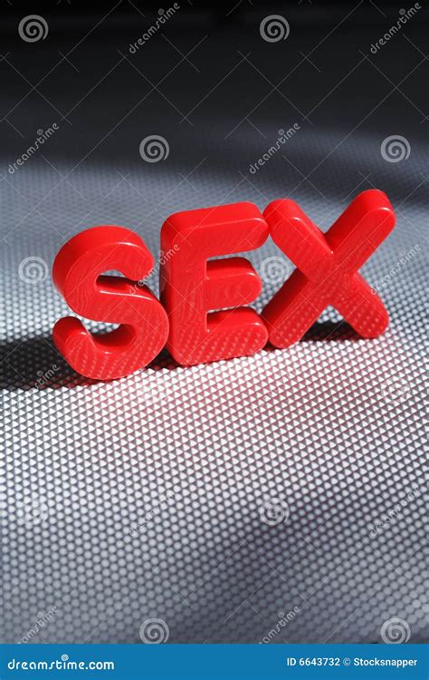 Sexo Foto De Archivo Imagen De Deletreado Cartas Rojo 6643732