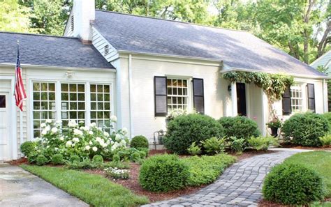Simple Tips For Better Curb Appeal Cottage And Vine Ranch House