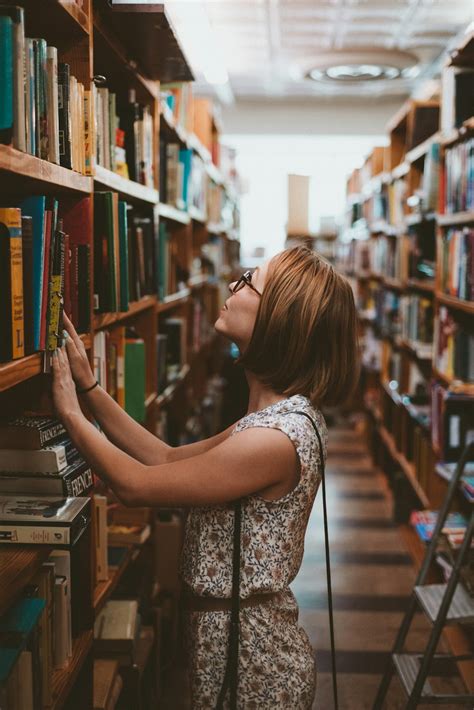 Online Library Pictures Download Free Images On Unsplash