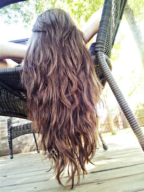 Straight Ishwavy Long Hair With Tons Of Layers Long Layered Hair Long Wavy Hair Hair Styles