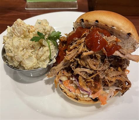 Joey Bizinger On Twitter This Pulled Pork Sandwich Just Made Me Cum