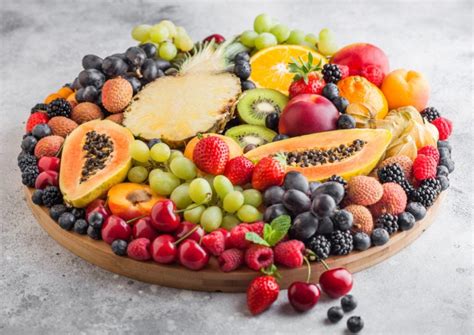 How To Make A Fruit Platter Fruit Tray Veggie Desserts